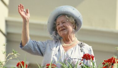 Queen Mother Lobster Allergy