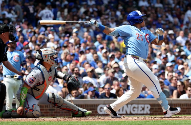 Chicago Cubs designated hitter Moisés Ballesteros (25) follows through on his three-run homer in the first inning of a game against the New York Mets at Wrigley Field in Chicago on April 17, 2026. (Chris Sweda/Chicago Tribune)