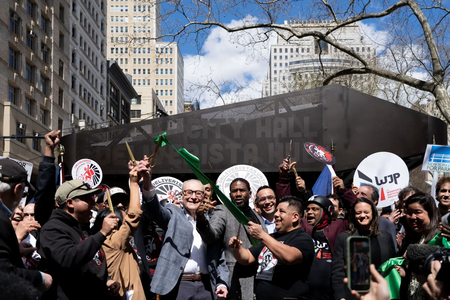 Rest hub for NYC delivery workers unveiled in City Hall Park