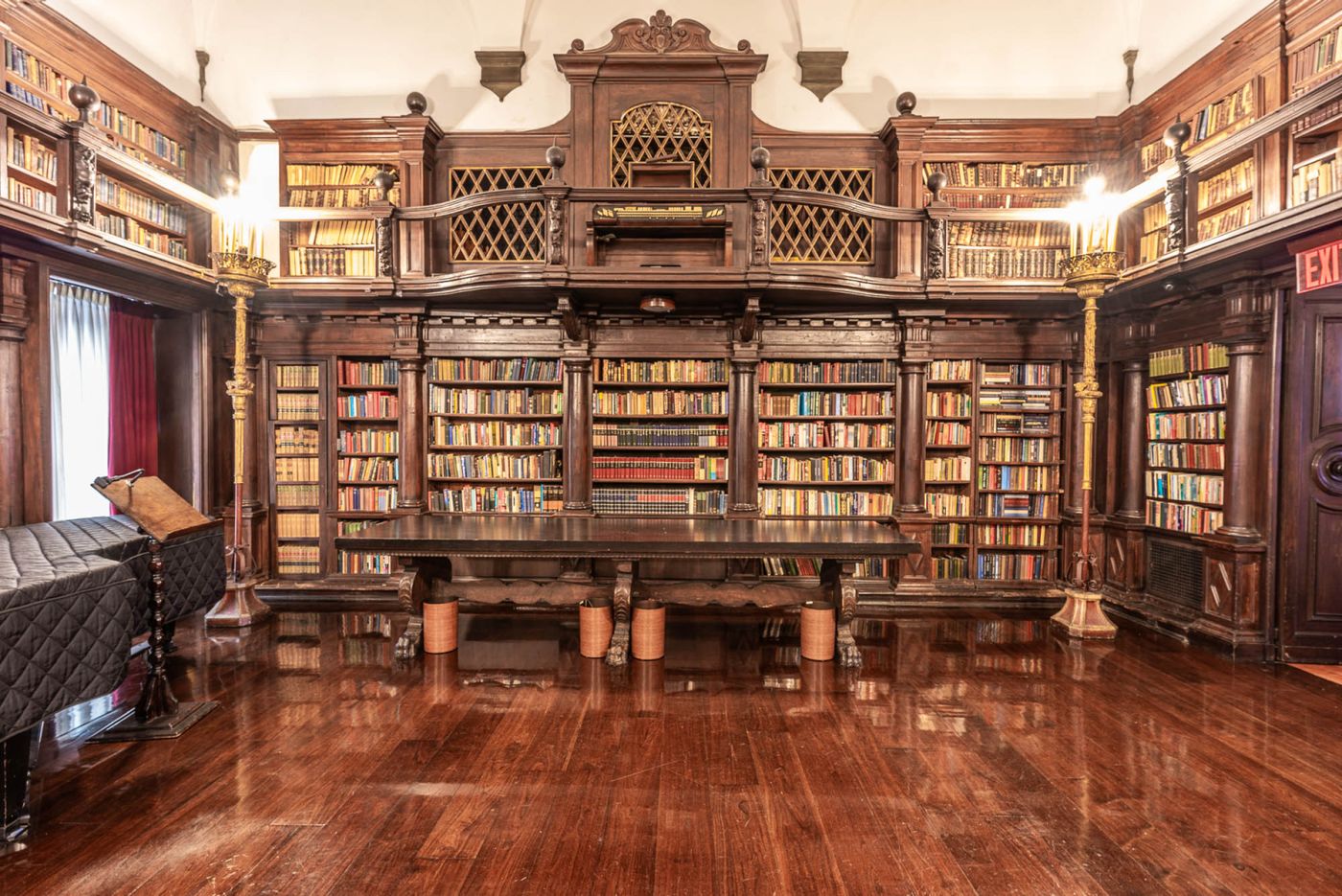 How an Episcopal Retreat Became a Buzzy Off-Broadway Venue  Image