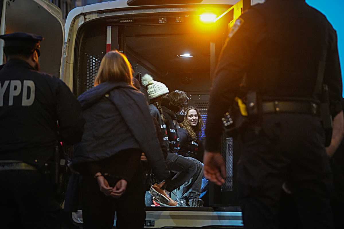 15 arrested in anti-ICE Passover protest takeover of Palantir’s Manhattan lobby