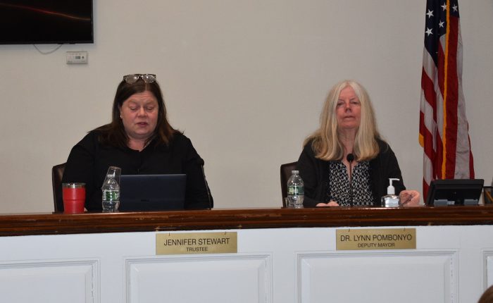 Trustee Jennifer Stewart (L.) and Deputy Mayor Lynn Pombonyo (R.) gave board reports.