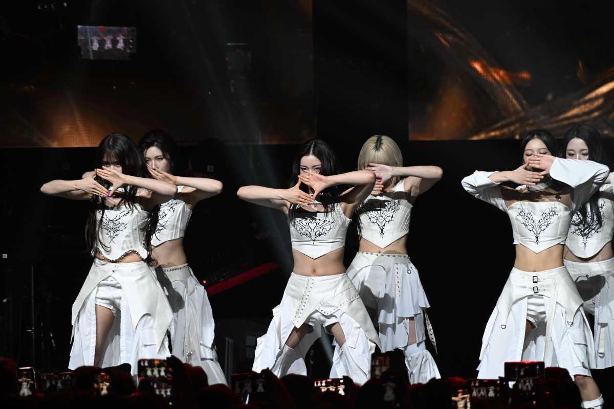 NMIXX performs at the Brooklyn Paramount.