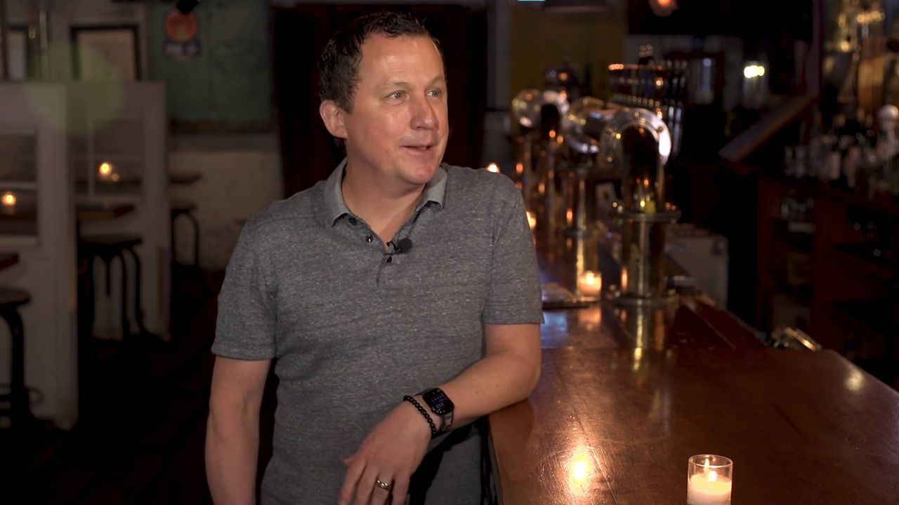 Eddie Travers, proprietor of Fraunce's Tavern (Spectrum News)