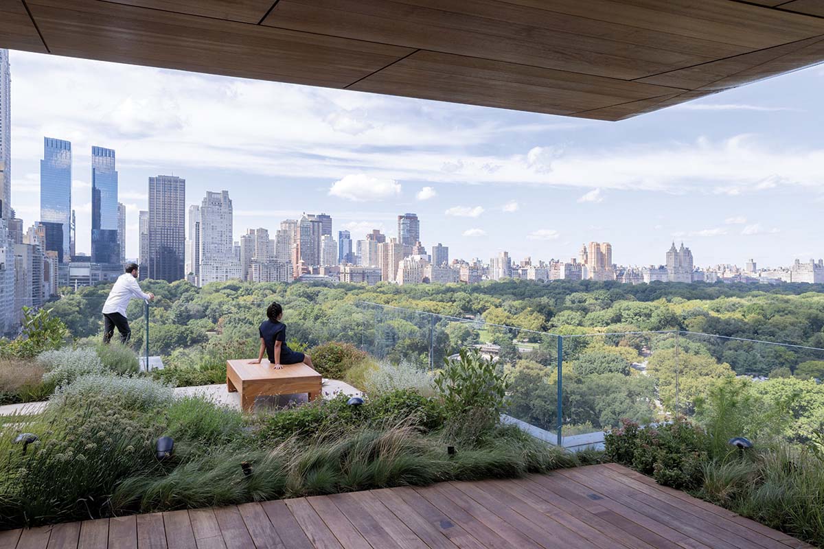 Fifth Avenue Apartment