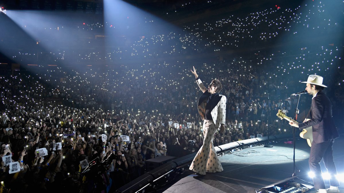 Ticketmaster cancels scalped Harry Styles MSG tickets, returns them to fans – NBC New York