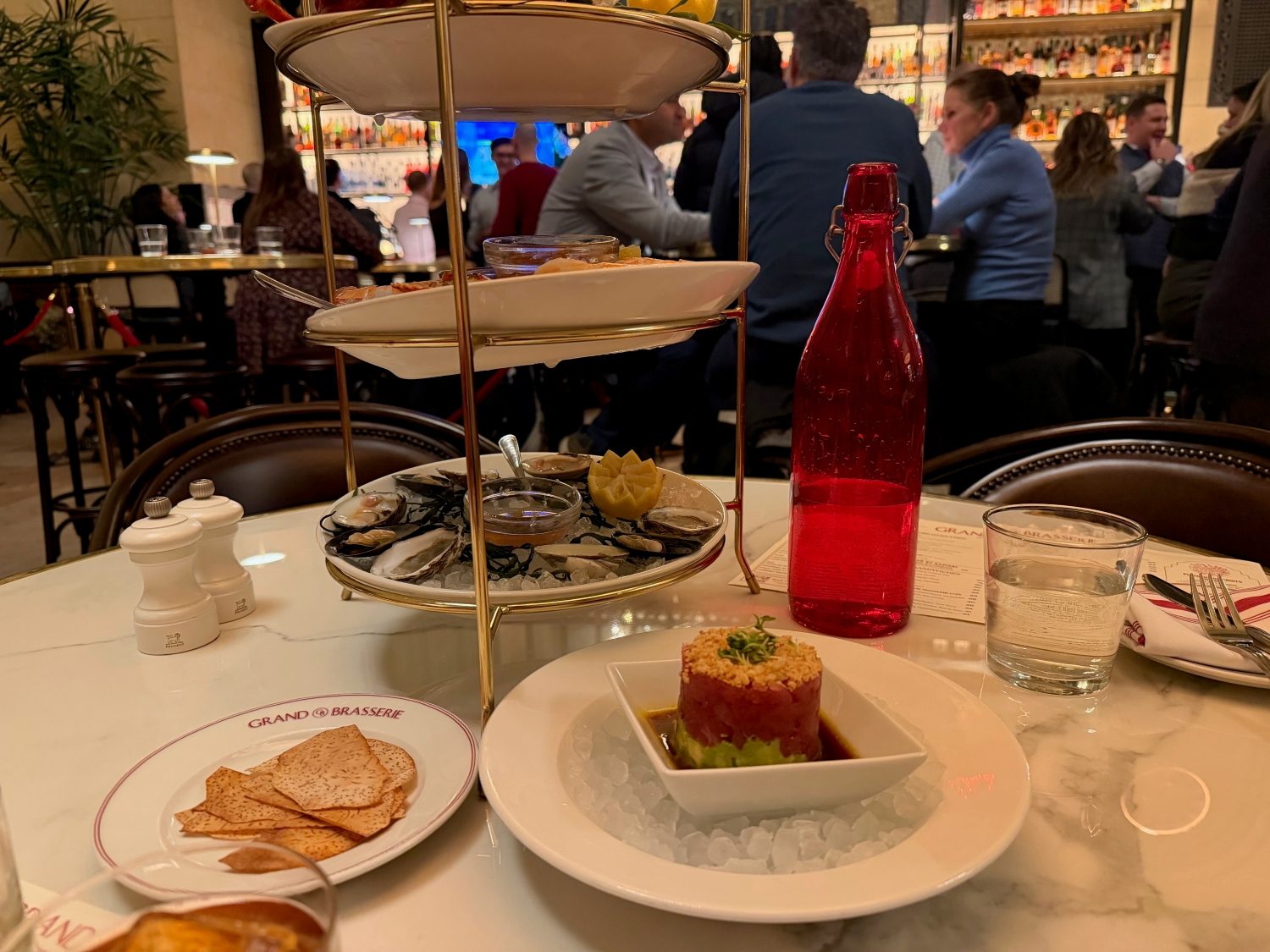 Indoors, Restaurant, Cafeteria