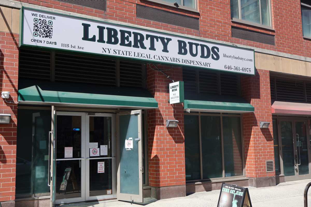 Liberty Buds NYC's Manhattan storefront.