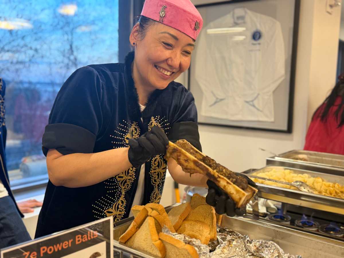 Queens Night Market teases new vendors at preview event ahead of its opening weekend – QNS