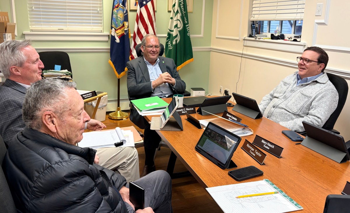 Plandome Heights hopes signage improvements will ease parking confusion