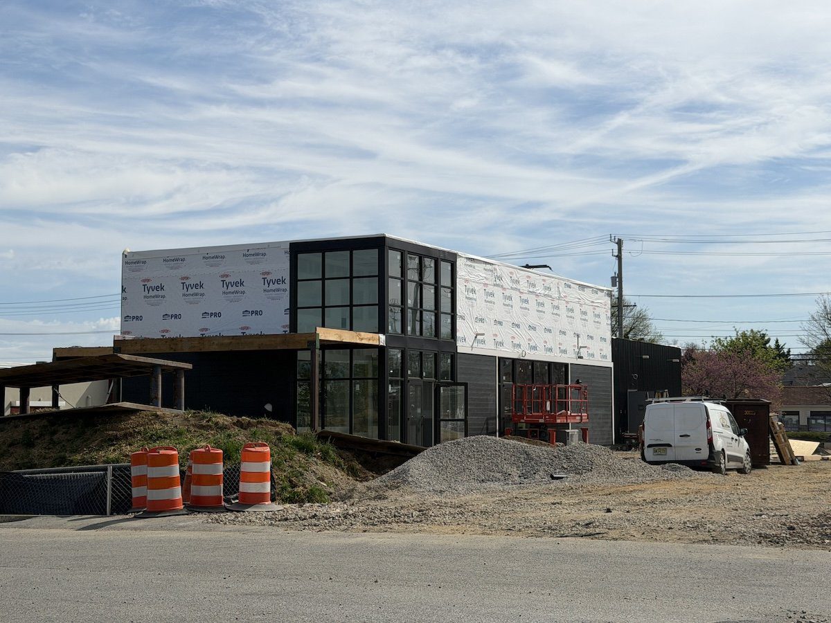 ‘Value Village’ Closes, ‘Burger King’ Opens, ‘Black Friday Daily Deals’ Opens