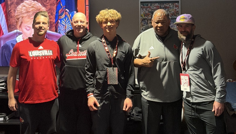 Mar 3, 2026; College Station, Texas, USA; Kentucky Wildcats forward Mouhamed Dioubate (23) controls the ball during the first half against the Texas A&M Aggies at Reed Arena. Mandatory Credit: Maria Lysaker-Imagn Images
