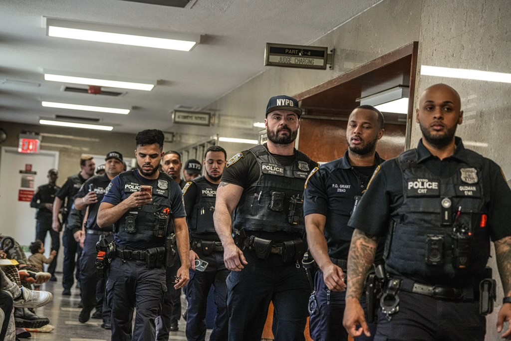 Queens man in cop killer case beats murder count in mixed verdict