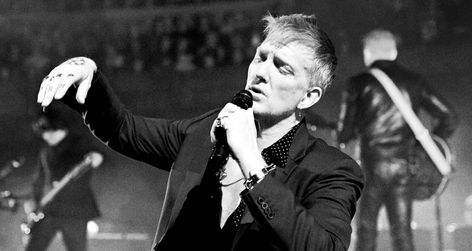 2 Songs Queens Of The Stone Age’s Josh Homme Wrote With Lady Gaga