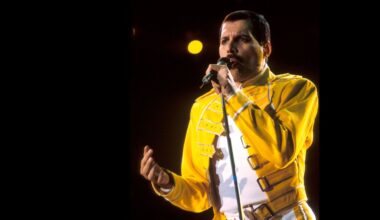 Freddie Mercury onstage, 1986