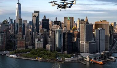 Joby electric air taxi cruises over the Manhattan skyline during its April 2026 test campaign. The company aims to launch commercial service from JFK to the city’s heliports by late 2026. ©Image Credit: Joby Aviation