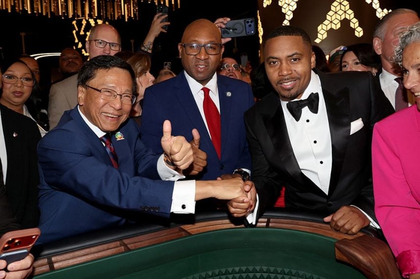 NYC casino, Resorts World New York City, Queens casino, Atlantic City competition, New York gambling laws 