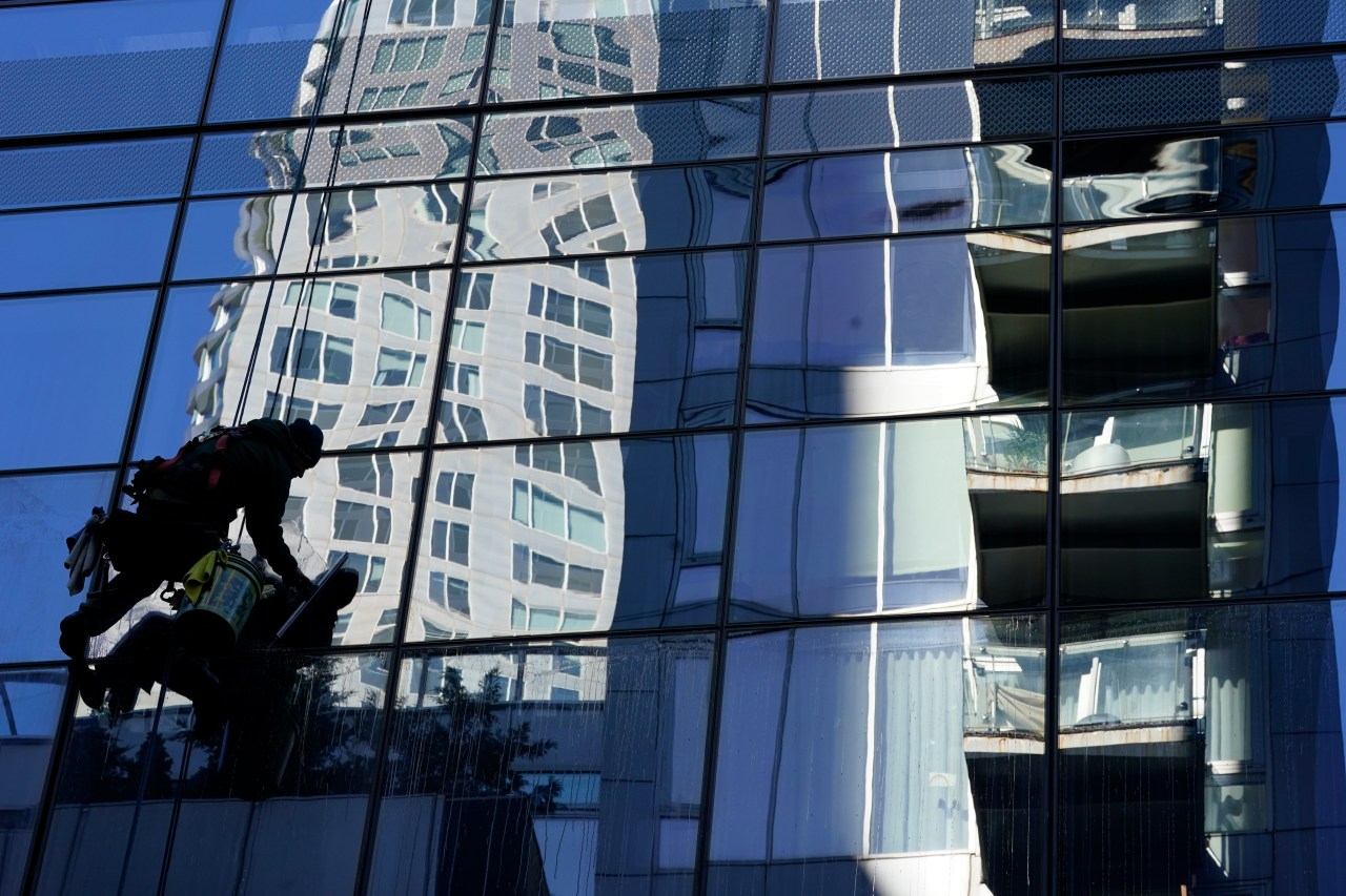 NYC apprenticeship program: Earn money while training