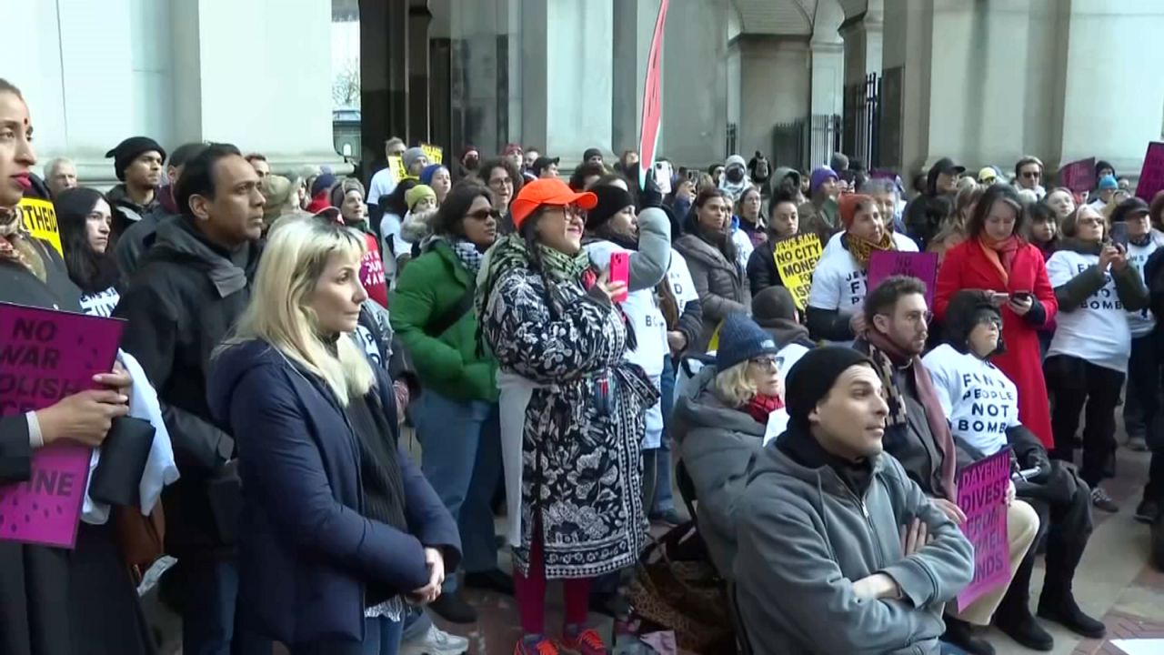 Protesters demand city to not reinvest in Israel bonds