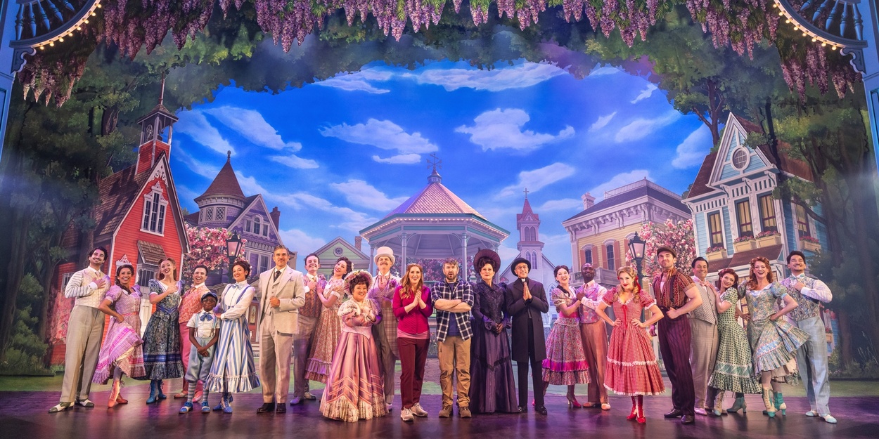 First Look at the Cast of SCHMIGADOON! on Stage