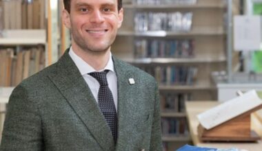 Giacomo Di Pasquale honored by SIEDC for research on inequality and health disparities