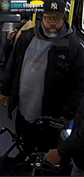 Suspect sought for assaulting man on a Bronx bus