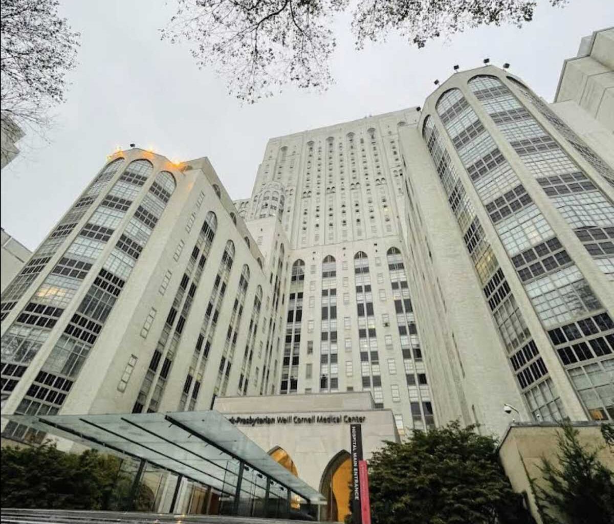 Unions push NewYork-Presbyterian to reach an agreement on city healthcare contract before thousands are booted out of network