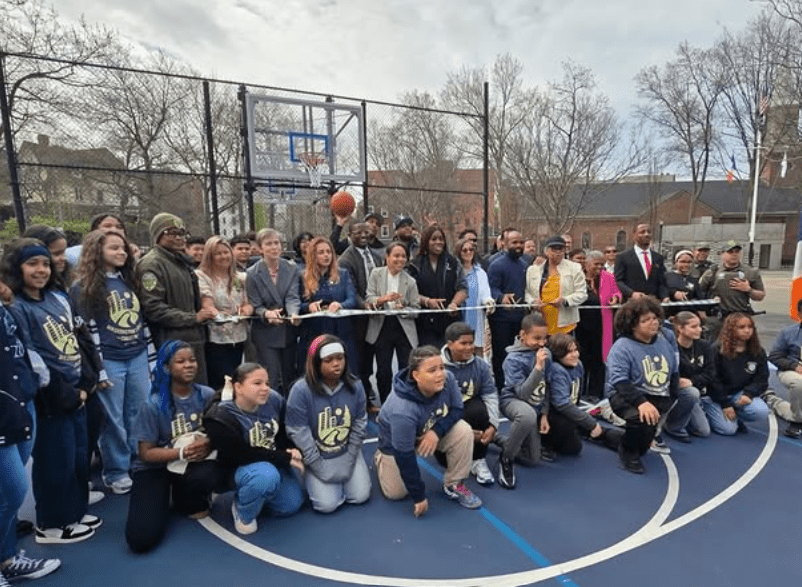 Kingsbridge Heights: Basketball Courts Get Upgrade at Fort #4 Playground at Washington’s Walk