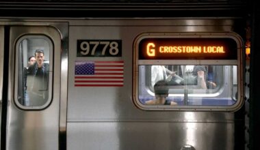 Editorial | Give and take for G train riders frustrated with weekend shutdowns