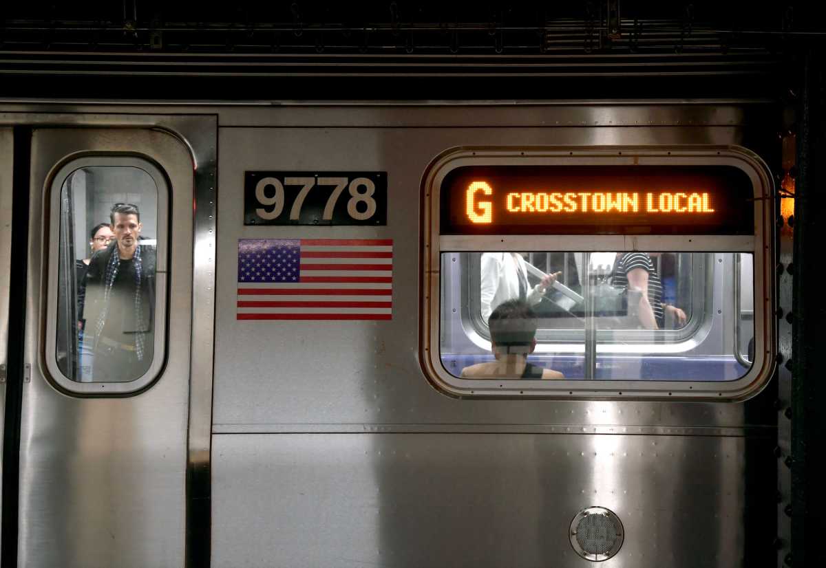 Editorial | Give and take for G train riders frustrated with weekend shutdowns