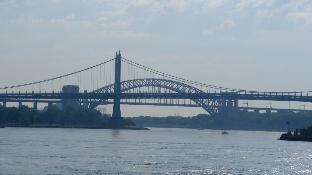 Woman, 41, dies following wild crash on Robert F. Kennedy Bridge