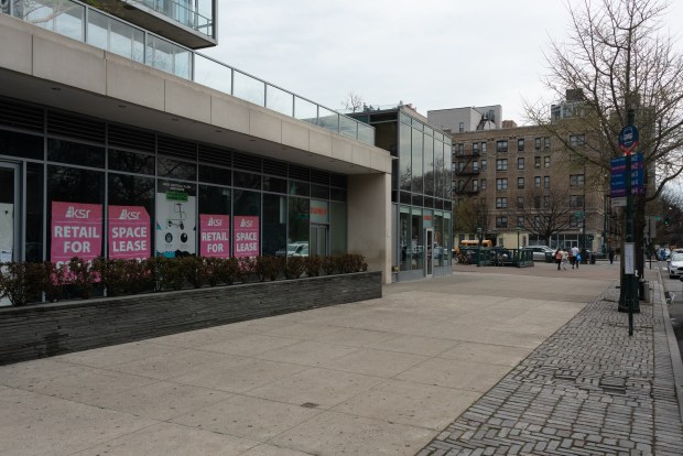 A 36-year-old man was fatally shot on W. 110th St. near Malcolm X Blvd. in Manhattan late Tuesday, March 31, 2026. (Gardiner Anderson / New York Daily News)