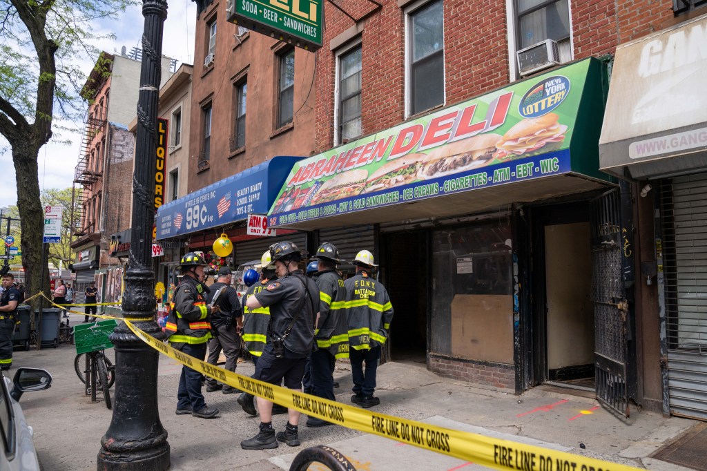 Back wall collapses at vacant Brooklyn building, forcing neighbors to evacuate