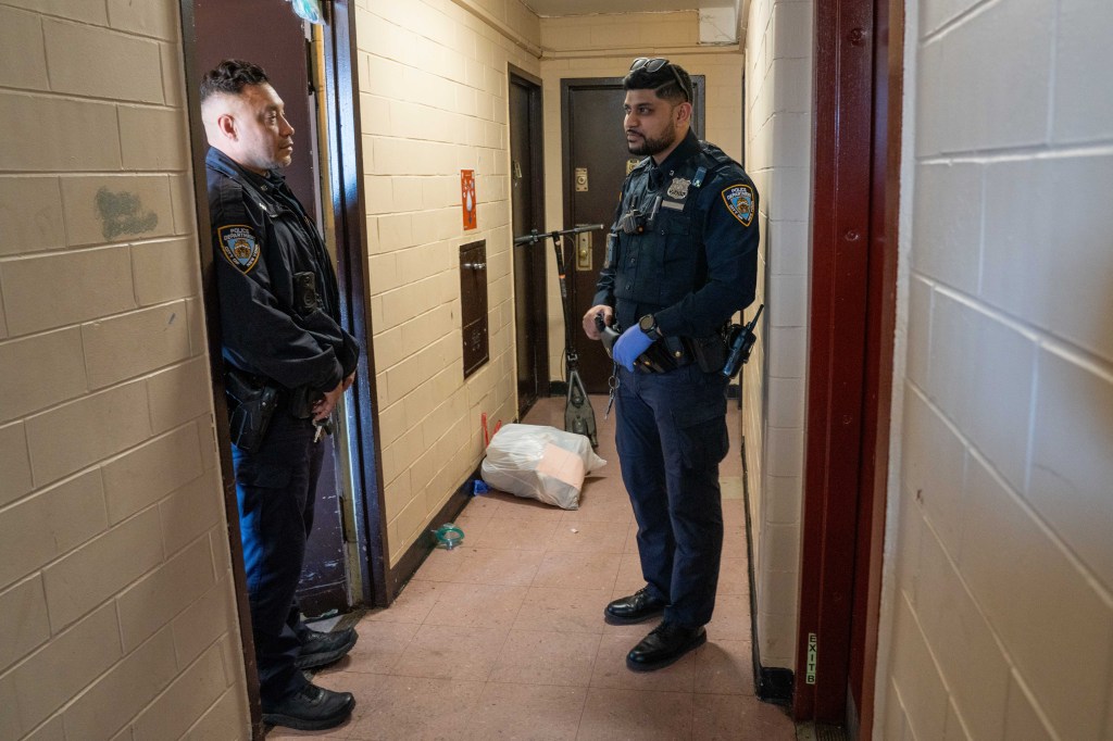 Man shot to death by 16-year-old stepson in clash over smoking in Brooklyn apartment: report