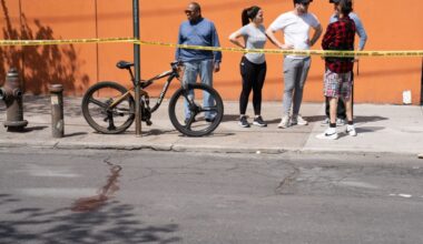 Woman, 32, fatally struck by truck driver in Queens