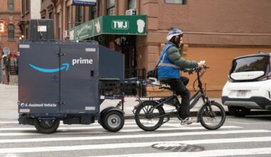 NYC must go slow on last-mile delivery changes