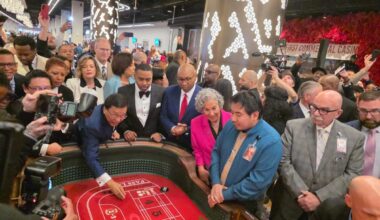 Full casinos officially arrive in New York City as Resorts World launches live table games in South Ozone Park – QNS