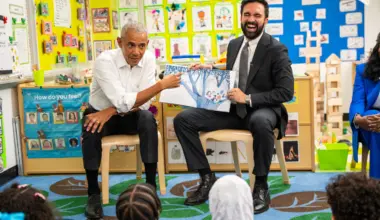 Obama meets Mamdani in New York City before reading to preschoolers