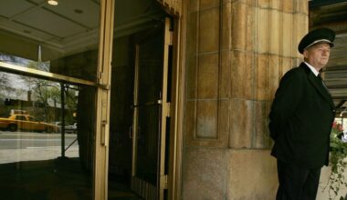 New York City Doormen Are Poised to Go on Strike for the First Time in 35 Years