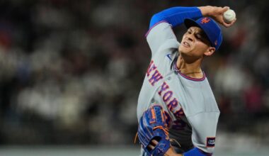 Holmes, Myers limit Giants to 3 hits in Mets' 9-0 romp