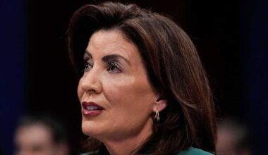 New York State lawmakers miss budget deadline again