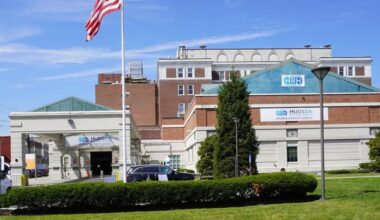 967 job cuts planned by Hudson Regional