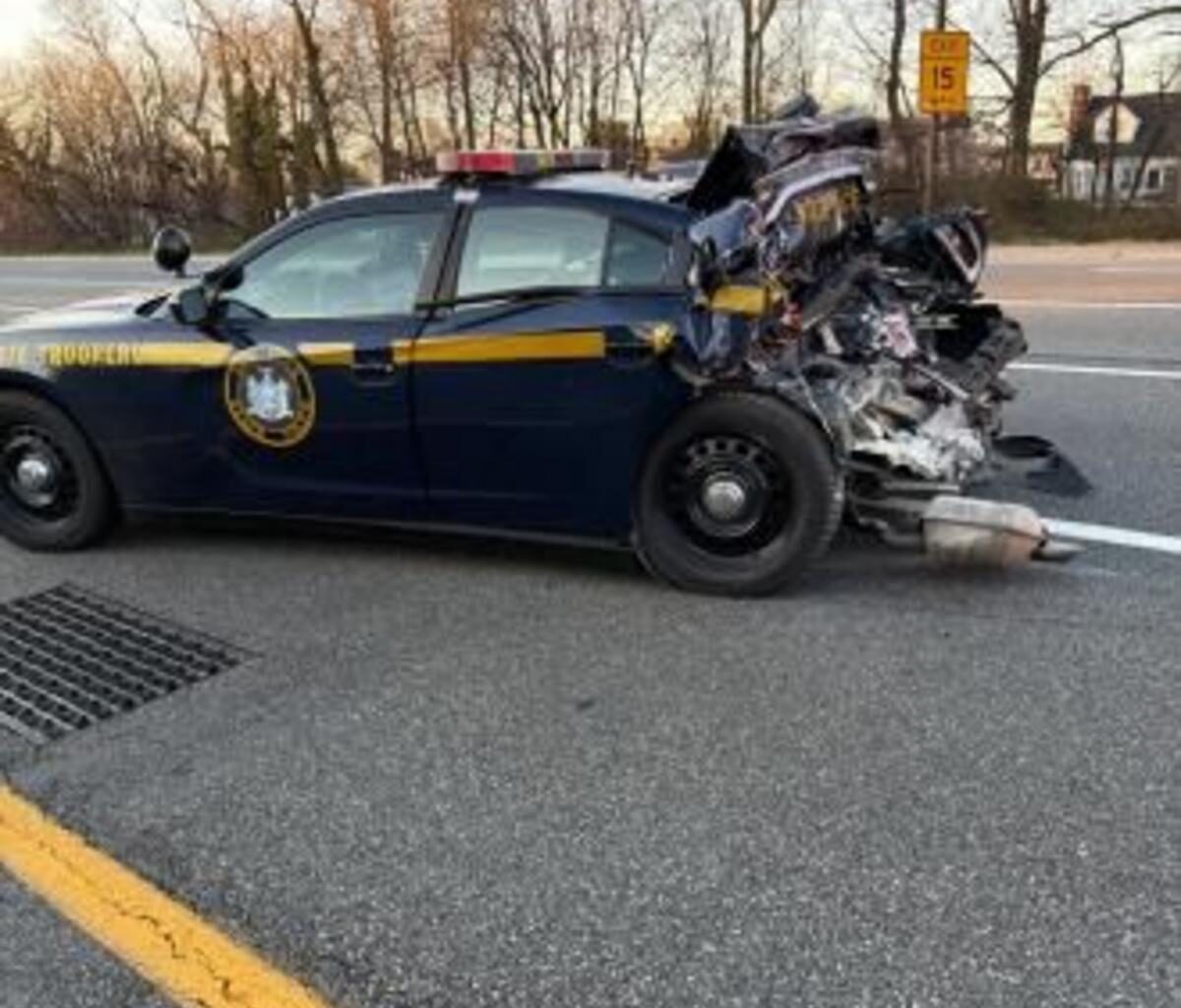 Trooper Hurt In Southern State Parkway Collision With Jeep