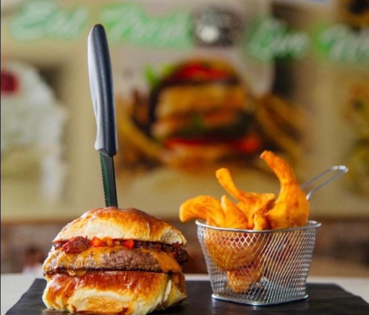 These Are The 10 Best Burgers In New York, Local One Stands Out