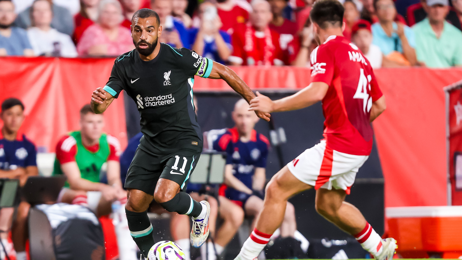 Queens Park Rangers keen on move for Manchester United full-back