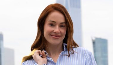 'Chicago' Star Whitney Leavitt Swears By This NYC Bagel Shop: ‘It's So Good'