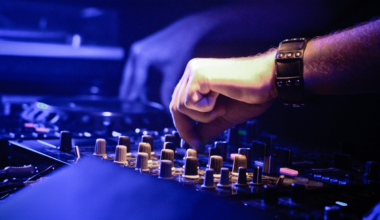 The Queens of Punk-New Wave Who Conquered Hearts and Charts in America