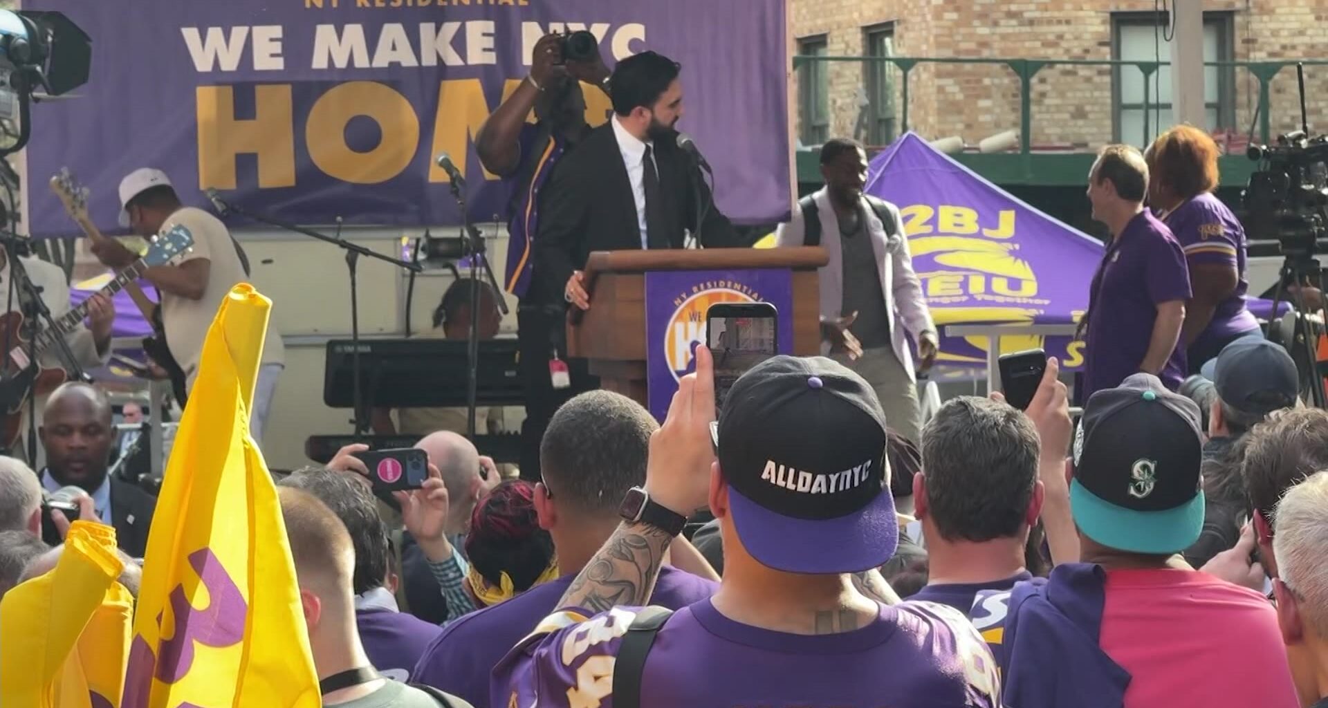 News 12 | Bronx | Realty Advisory Board Nyc Building Workers Union Reach Tentative Labor Agreement