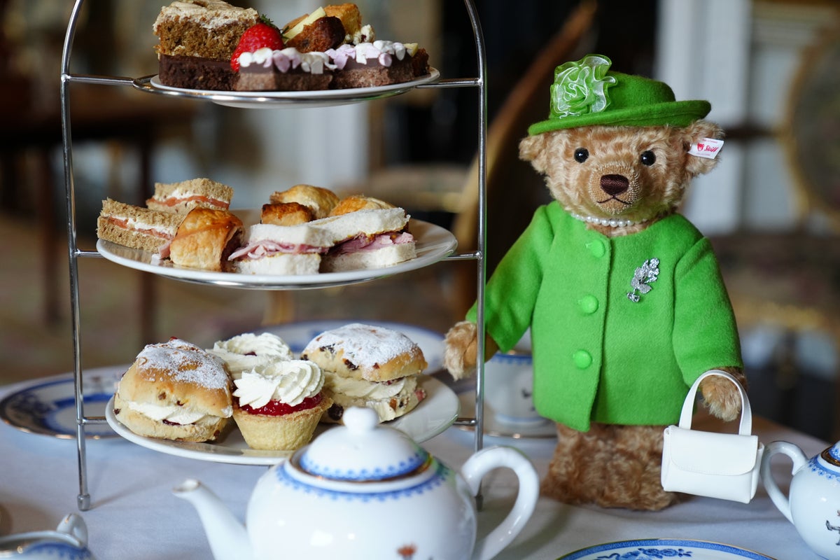 Teddy bear made for Queen Elizabeth’s 100th birthday recreates iconic moment with Paddington