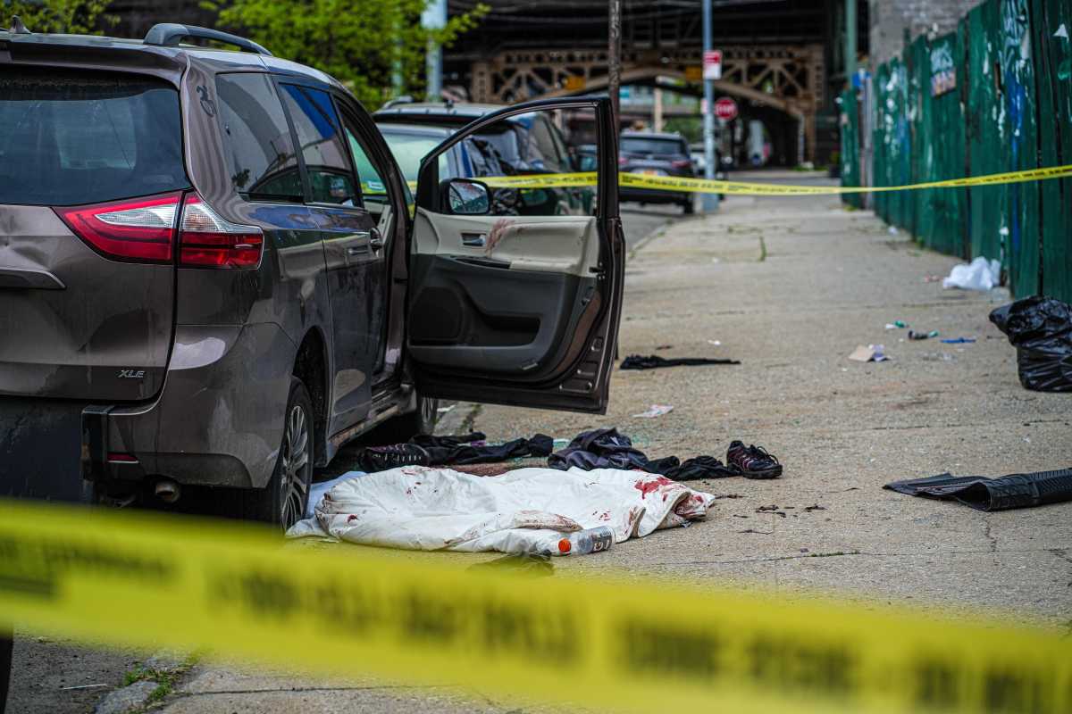 Queens mystery: Man hospitalized after being found covered in blood inside parked minivan